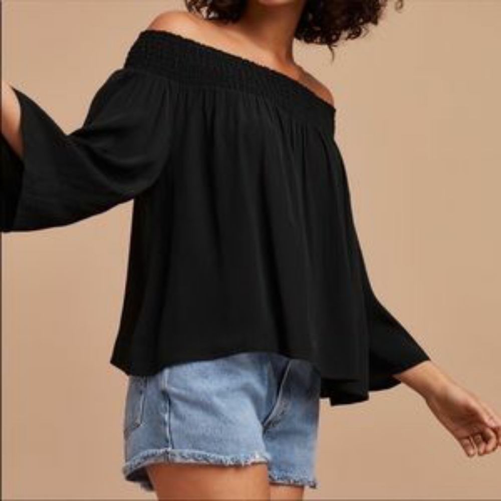 Talula EUC Navy Marcilly Blouse